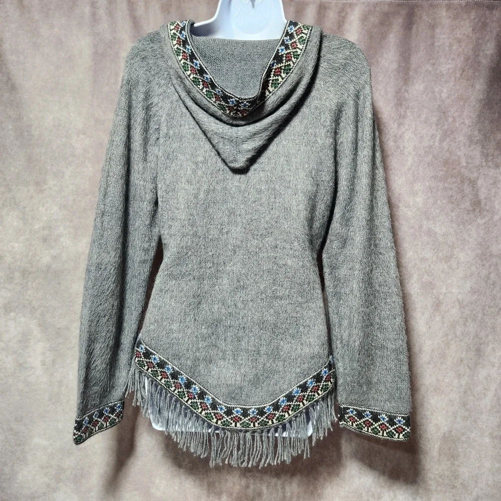 women's PEREZ Gray Hoodie pullover Sweater 100% Alpaca fringe Size XS‎